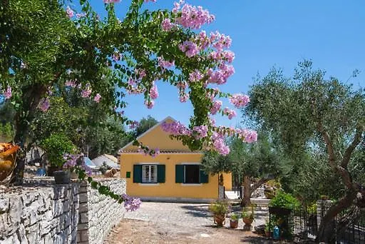 Ferienhaus Raxi Fountana